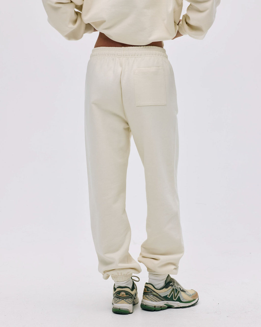 Varsity Sweatpants - Marshmallow White/Midnight Blue