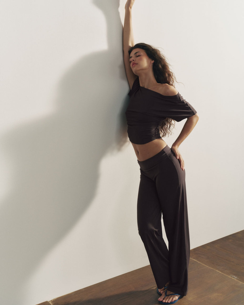 Straight Leg Yoga Pants - Coffee Bean
