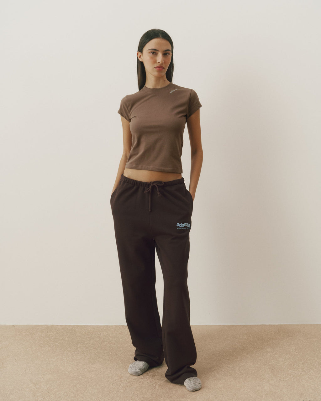 Le Mode De Vie Straight Leg Sweatpants - Coffee Bean/Airy Blue