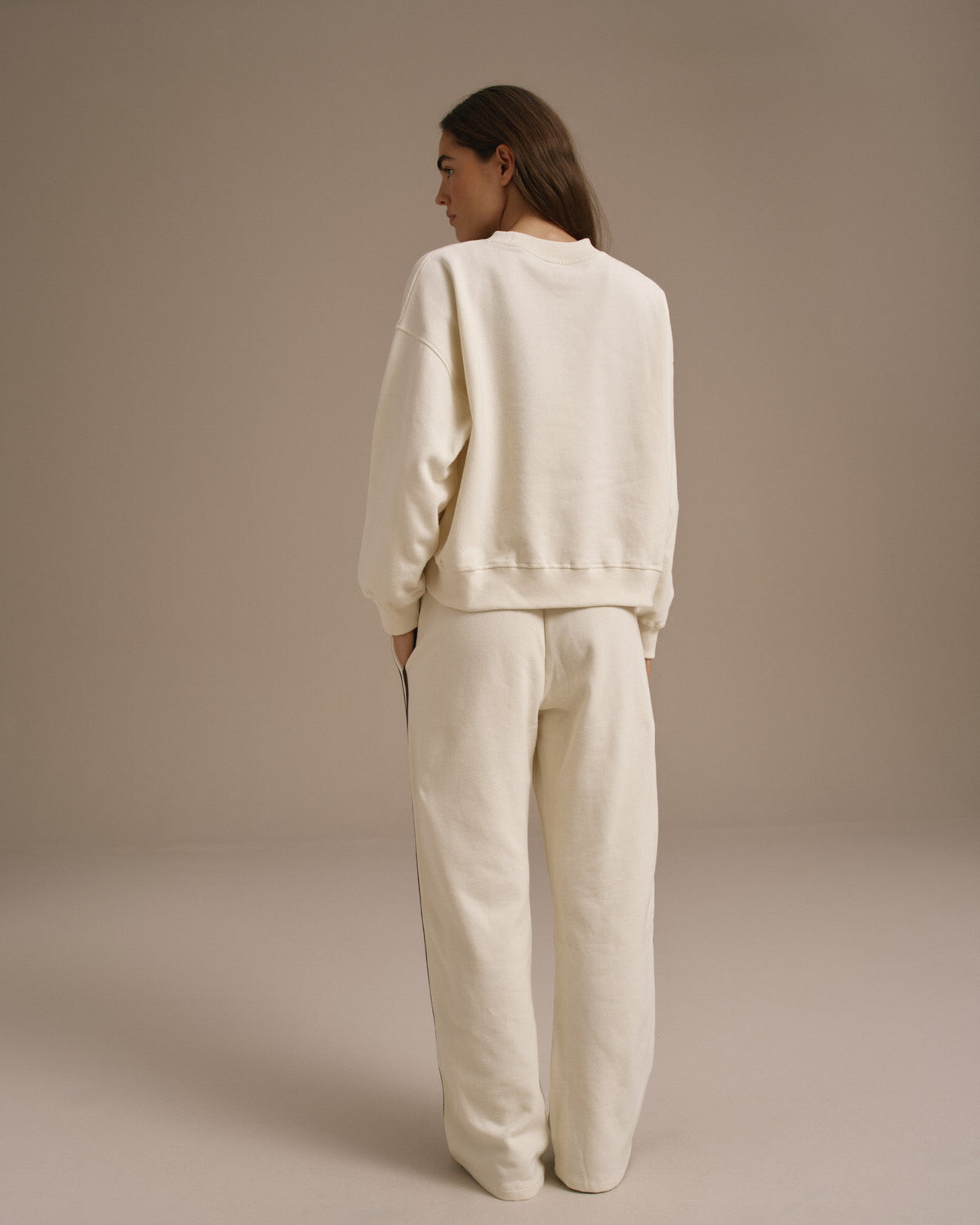 Varsity Loose Fit Sweatpants - Marshmallow White/Coffee Bean